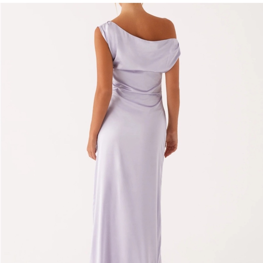 💜 Peppermayo One-Shoulder Satin Maxi Dress